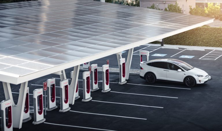 Tesla working on 164-stall Supercharger station in California